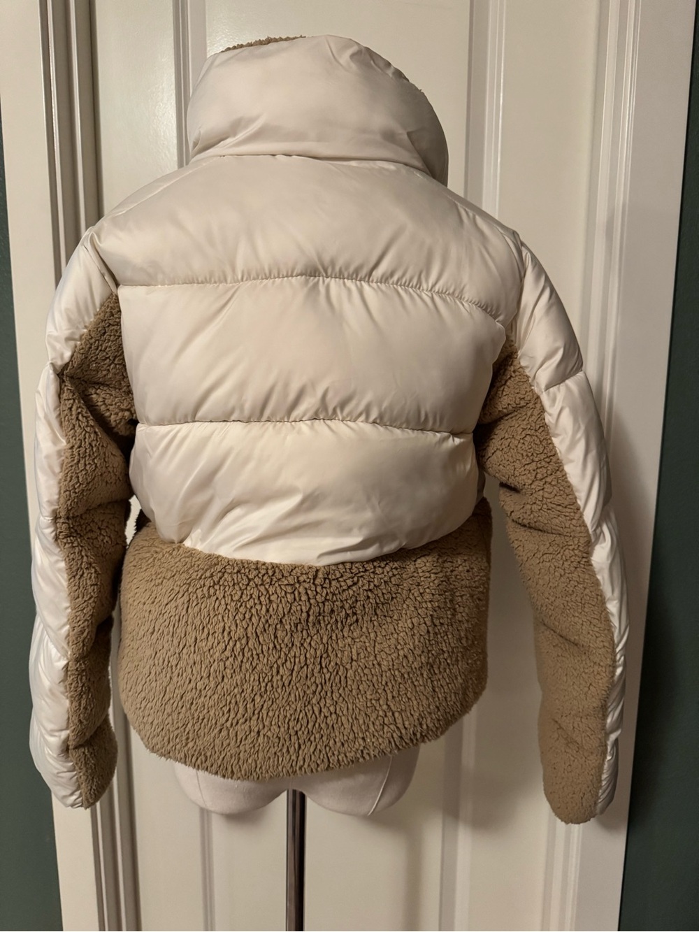 Columbia Two-Tone Sherpa & Puffer Jacket - Cream and Brown - Picture 2 of 5